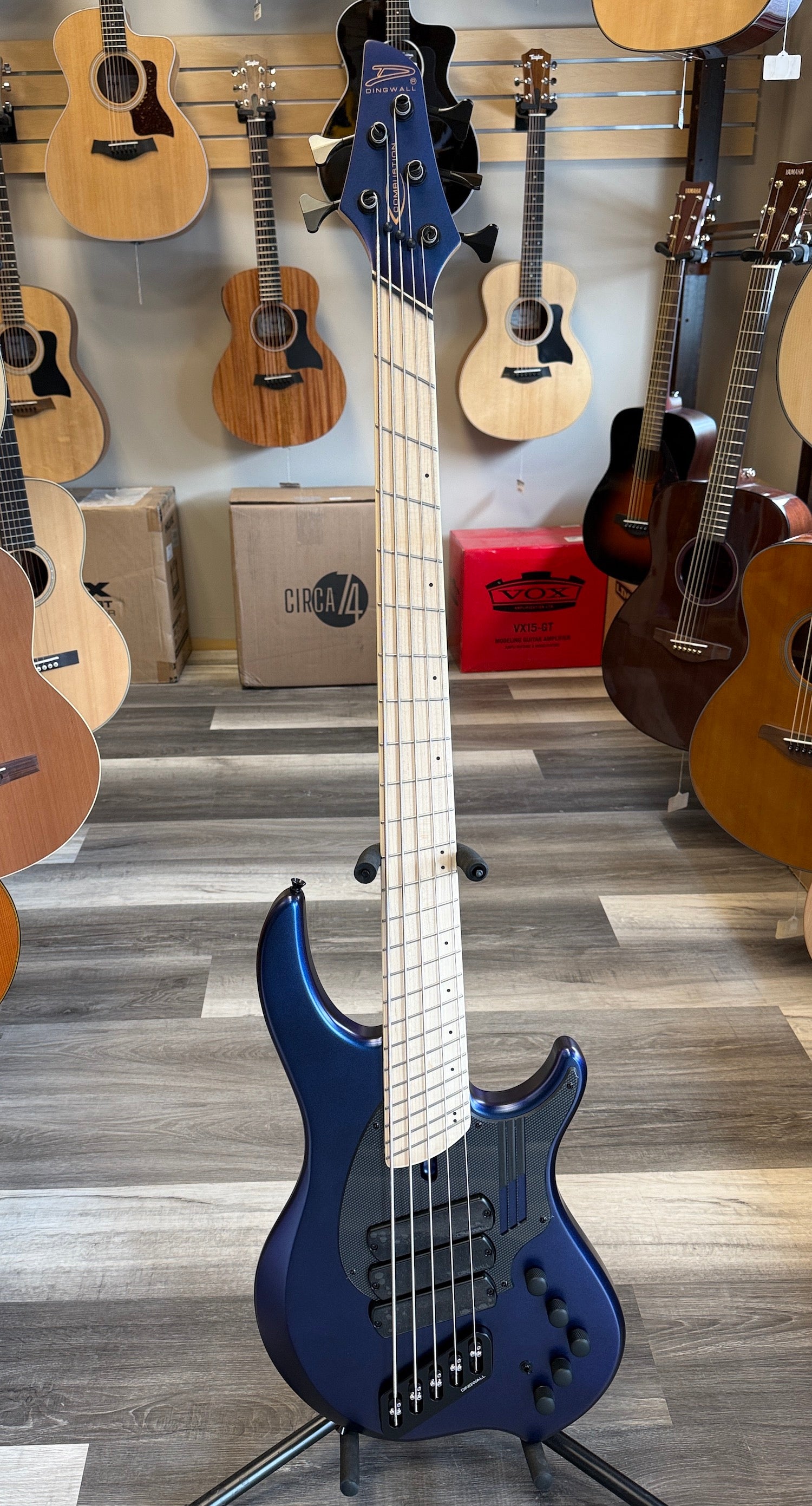 Dingwall NG-3 5-Str. Bass - Maple FB w/Bag - Matte Blue to Purple Colorshift