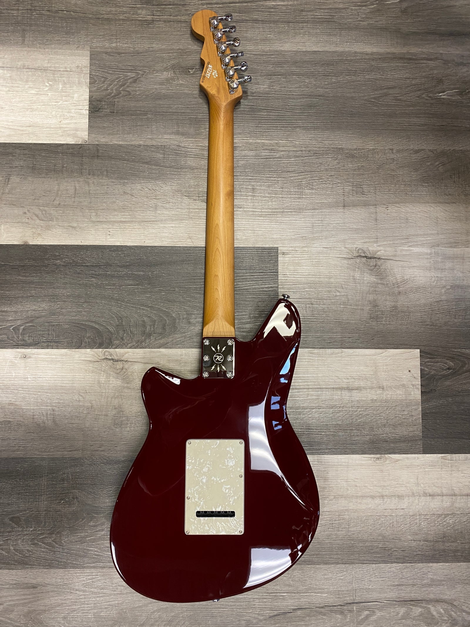 Reverend Six Gun HSS - Medieval Red Limited Edition *FM